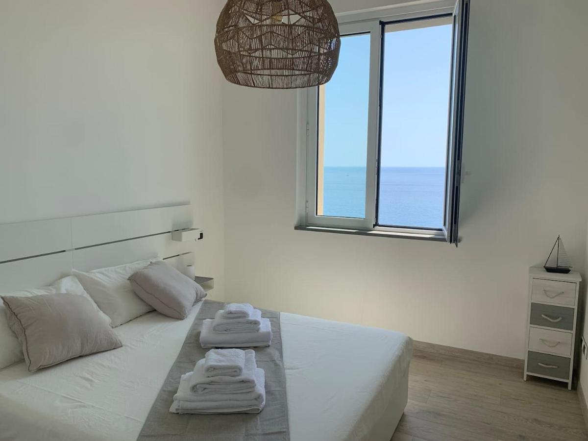 Incanto Sul Mare Con Enorme Terrazza E Piscina Cervo Exteriör bild