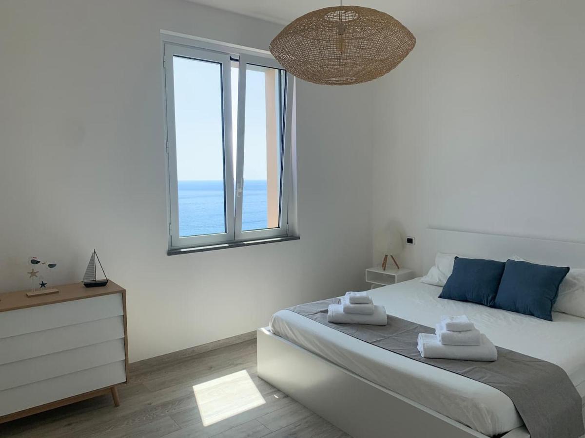 Incanto Sul Mare Con Enorme Terrazza E Piscina Cervo Exteriör bild