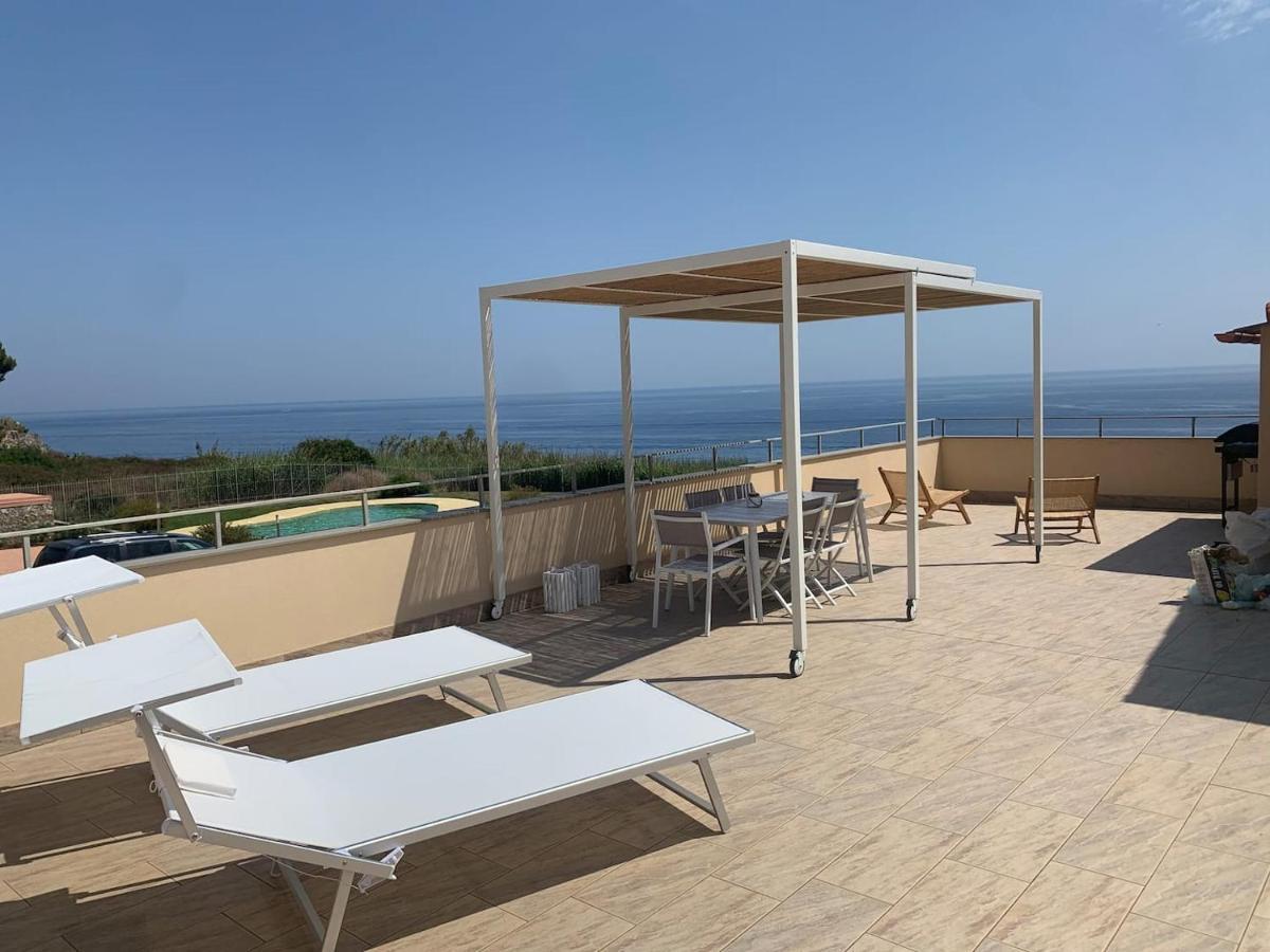 Incanto Sul Mare Con Enorme Terrazza E Piscina Cervo Exteriör bild
