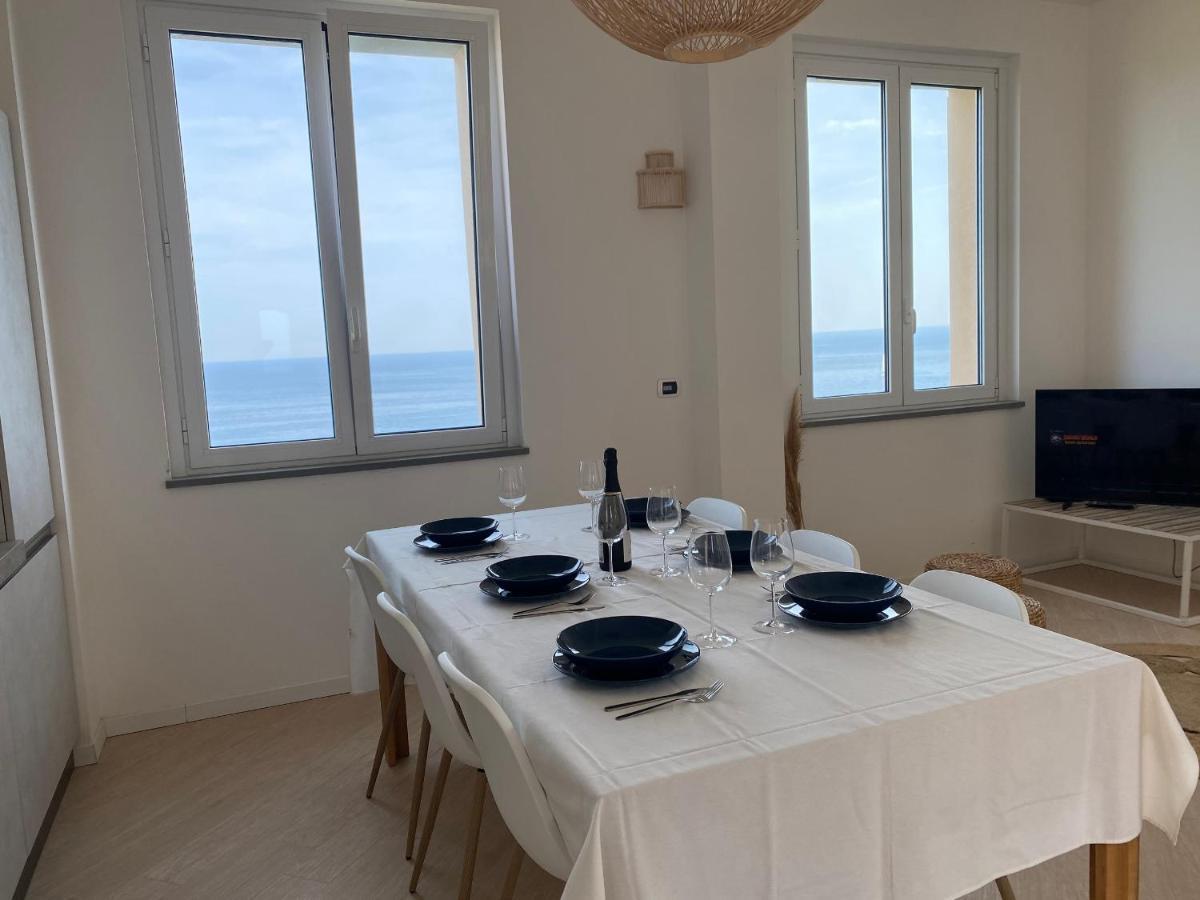 Incanto Sul Mare Con Enorme Terrazza E Piscina Cervo Exteriör bild